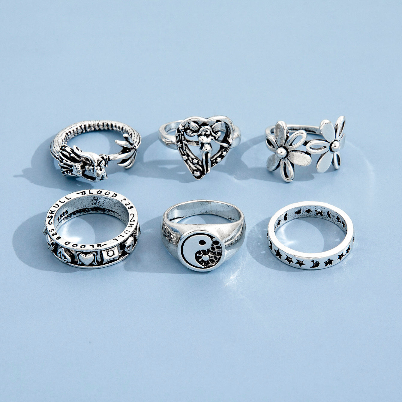 Fashion Statement Vintage Spades Solitaire Ring